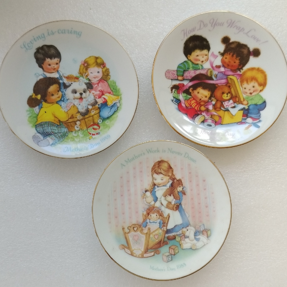 Set of 3 Decorative Avon Children's Illustration Collector Plates -1980 Vintage